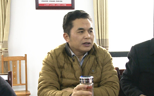 余岳雄到聂市镇江南镇督查脱贫攻坚工作