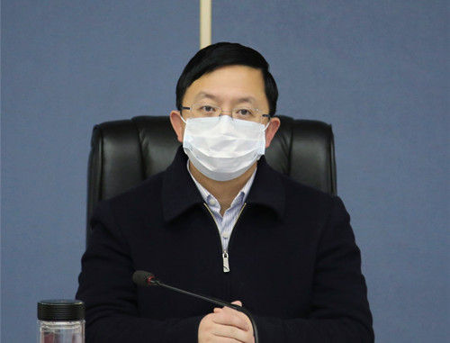 谢胜主持召开市委常委(扩大)会议