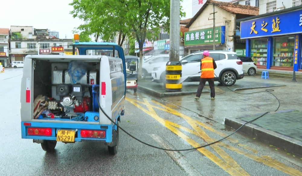 �л������ģ����������� ���е���ɫ